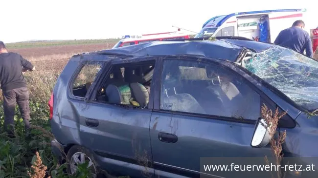 Foto 2, 15.10.2019, Technischer Einsatz - Fahrzeugbergung nach Verkehrsunfall