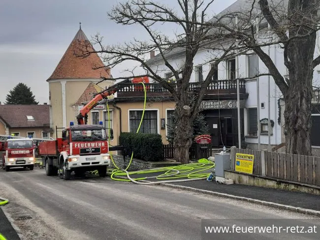 Foto 5, 05.02.2021, Brandeinsatz - Unterstützung mit Drehleiter