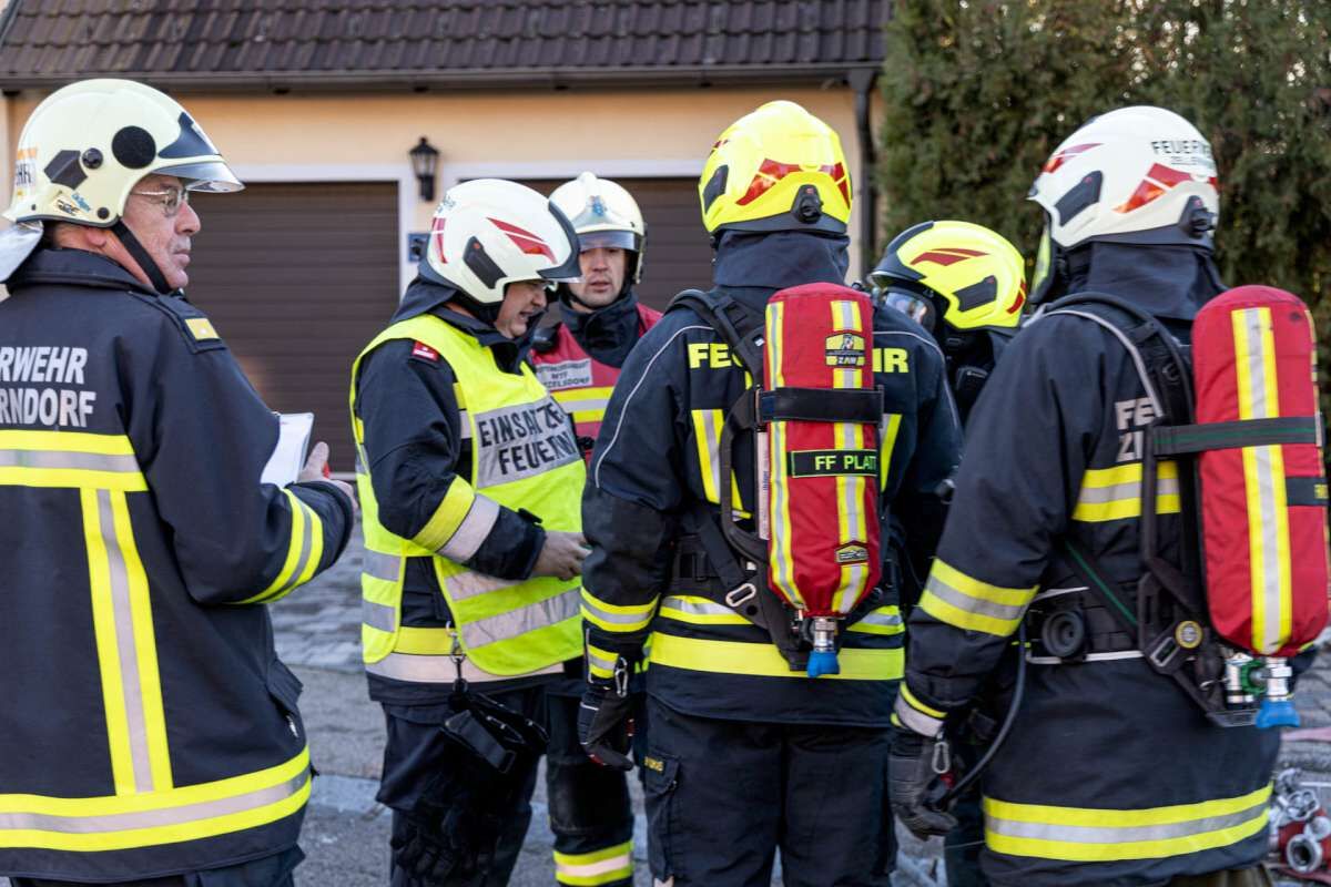 Foto 3, 21.11.2024, Brandeinsatz - Wohnhausbrand in Zellerndorf