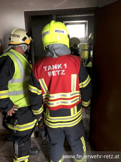 Foto 3, 19.07.2018, Brandeinsatz - Kellerbrand in Wohnhaus