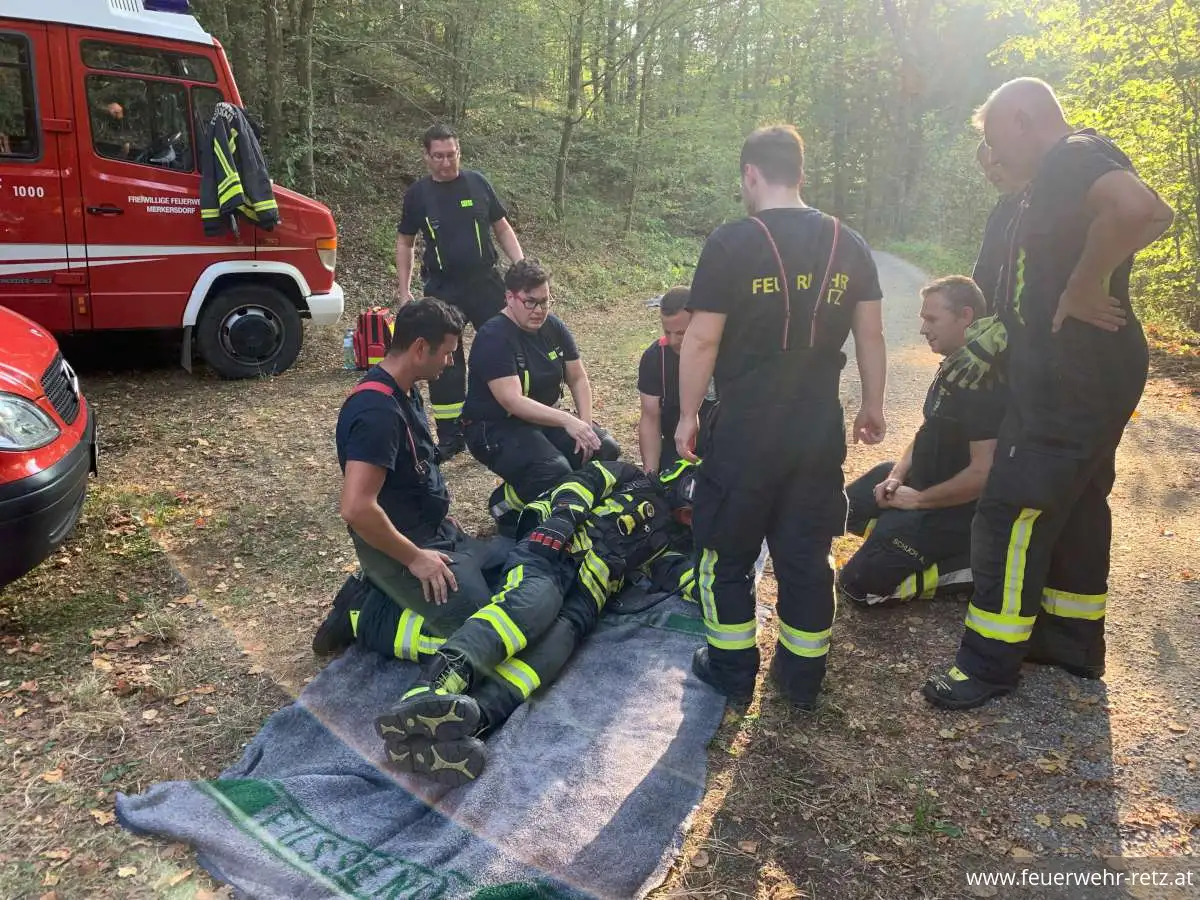 Foto 2, 27.08.2024, Normierte Atemschutzübung bei der Burgruine Kaja